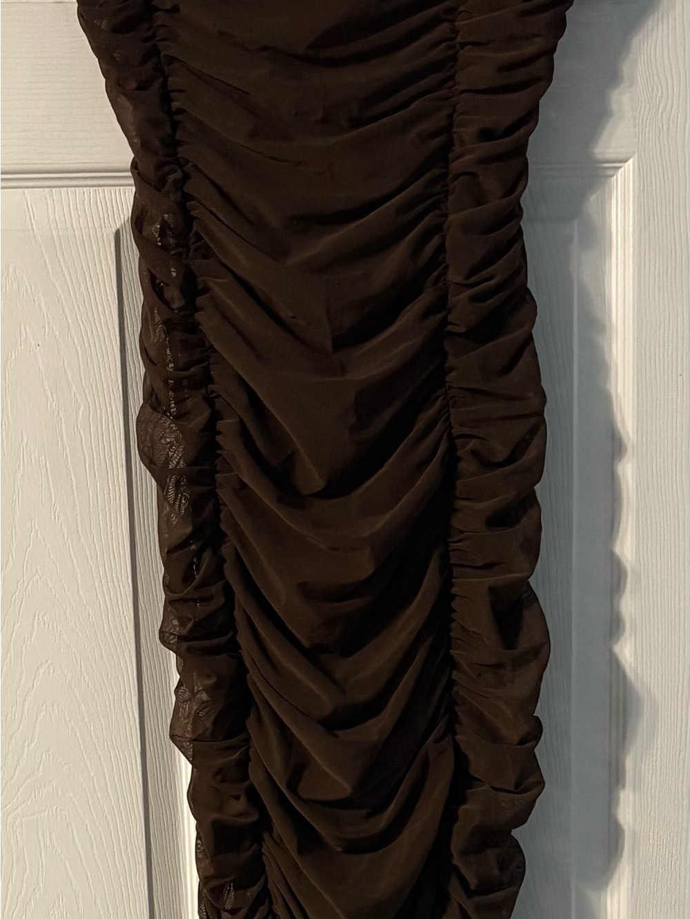 Sale‼️ Urban Outfitters Brown Strapless Ruched Midi Dress - Picture 5 of 8